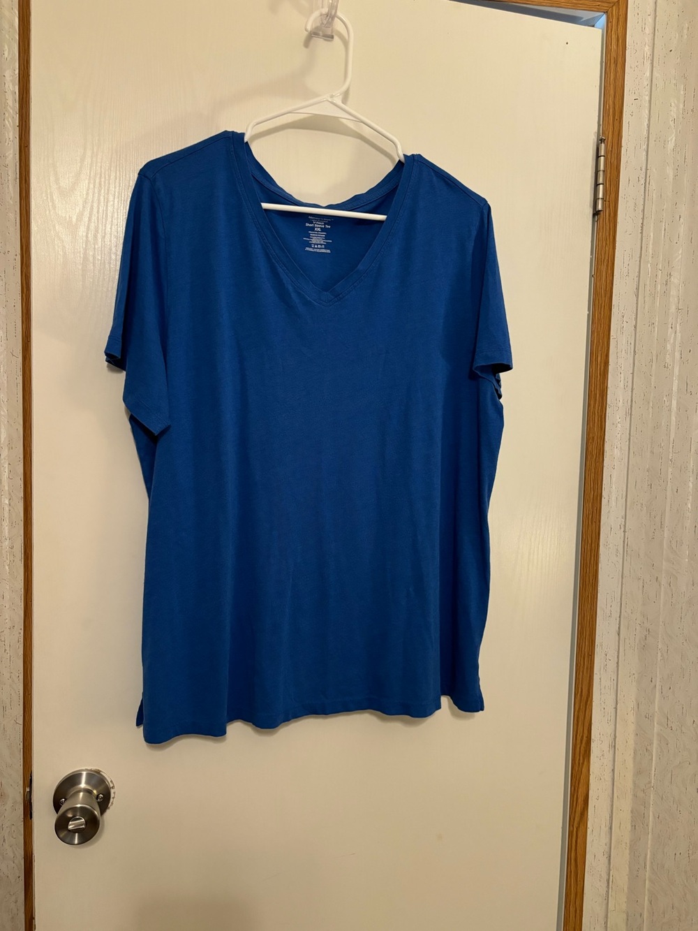Women's V-Neck Short Sleeve Tee - Blue